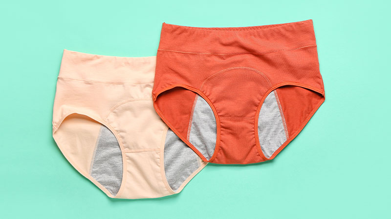 mutanda bianca cerino rosso e calendario